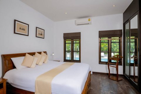 Вилла в Хуа Хине, Таиланд с 5 спальнями  № 85566 - фото 10