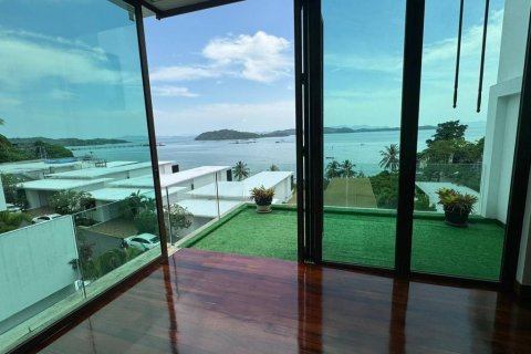 Вилла в Паклоке, Таиланд с 5 спальнями  № 85813 - фото 4