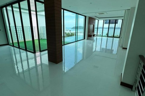 Вилла в Паклоке, Таиланд с 5 спальнями  № 85813 - фото 3