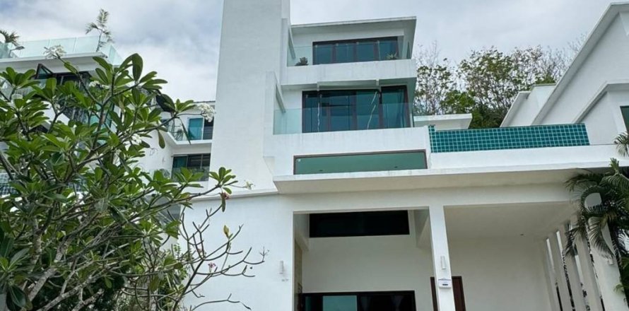 Вилла в Паклоке, Таиланд с 5 спальнями  № 85813