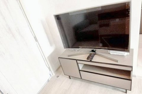 Condo in Bangkok, Thailand, 1 bedroom  № 86163 - photo 4