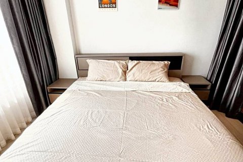 Condo in Bangkok, Thailand, 1 bedroom  № 86163 - photo 2