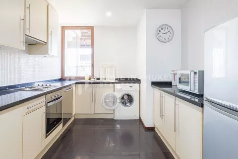 Condo in Phuket, Thailand, 2 bedrooms  № 130898 - photo 4