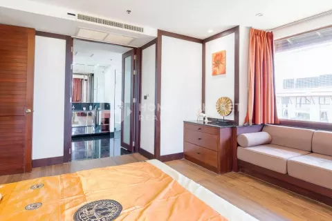 Condo in Phuket, Thailand, 2 bedrooms  № 130898 - photo 8
