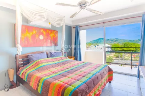 Condo in Rawai, Thailand, 2 bedrooms  № 130899 - photo 16