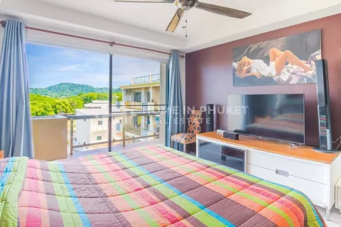 Condo in Rawai, Thailand, 2 bedrooms  № 130899 - photo 17