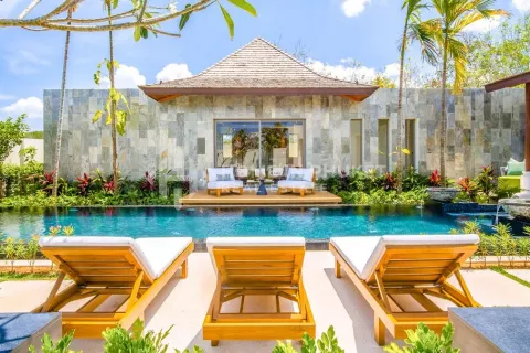 House in Phuket, Thailand 4 bedrooms № 130903 - photo 2