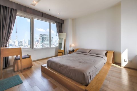 Condo in Bangkok, Thailand, 2 bedrooms  № 143601 - photo 3
