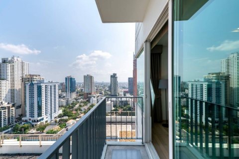 Condo in Bangkok, Thailand, 2 bedrooms  № 143601 - photo 6