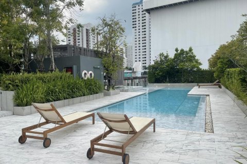 Кондоминиум с 2 спальнями в Бангкоке, Таиланд № 143388 - фото 14
