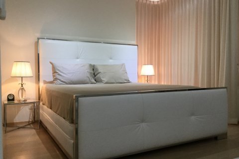 Кондоминиум с 2 спальнями в Бангкоке, Таиланд № 143387 - фото 5