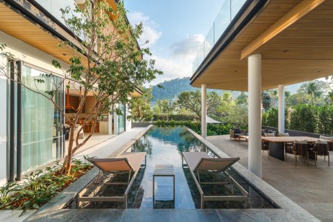 Villa in Phuket, Thailand 5 bedrooms № 107476 - photo 12
