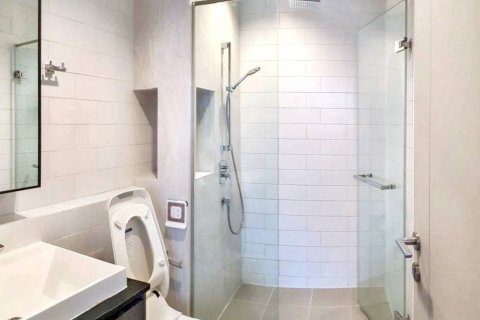 Condo à Chatuchak, Bangkok, Thaïlande, 1 chambre  № 132870 - photo 7