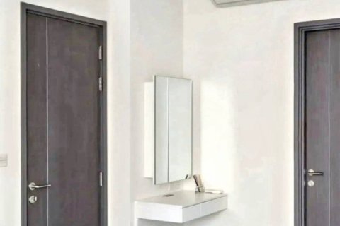 Condo in Bangkok, Thailand, 1 bedroom  № 132865 - photo 6