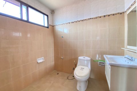 House in Chiang Mai, Thailand 4 bedrooms № 119914 - photo 14