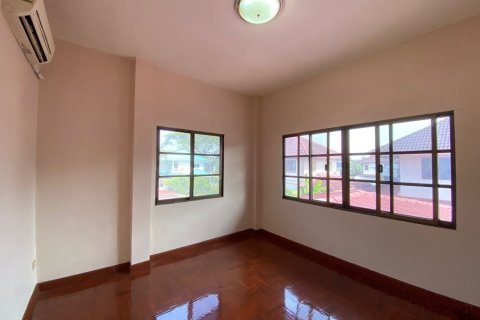 House in Chiang Mai, Thailand 4 bedrooms № 119914 - photo 15