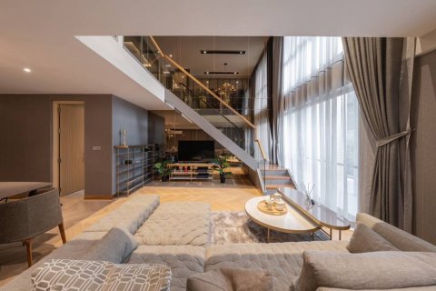 Дуплекс в Бангкоке, Таиланд с 2 спальнями  № 85954 - фото 2