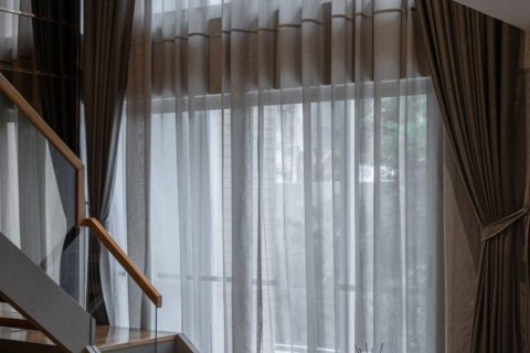 Дуплекс в Бангкоке, Таиланд с 2 спальнями  № 85954 - фото 7