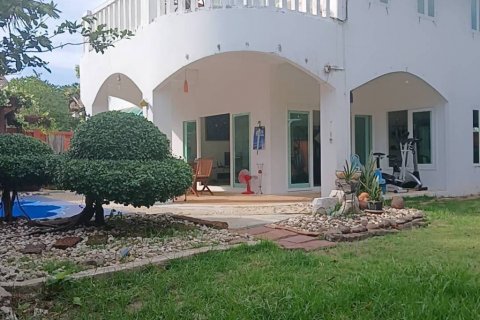 House in Chalong, Thailand 4 bedrooms № 85960 - photo 7