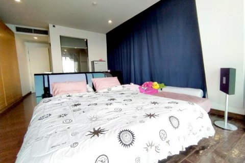 Condo in Pattaya, Thailand, 4 bedrooms  № 130097 - photo 11