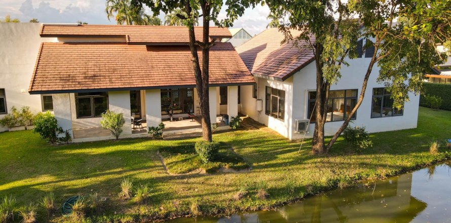 House in Chiang Mai, Thailand 3 bedrooms № 121807