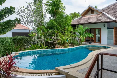 Дом в Чалонге, Таиланд с 4 спальнями  № 131500 - фото 1