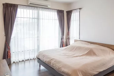 House in Phuket, Thailand 3 bedrooms № 131707 - photo 9