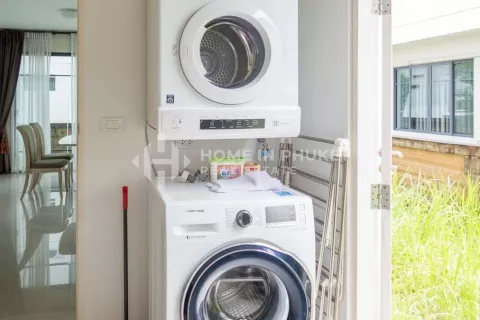 House in Phuket, Thailand 3 bedrooms № 131707 - photo 7