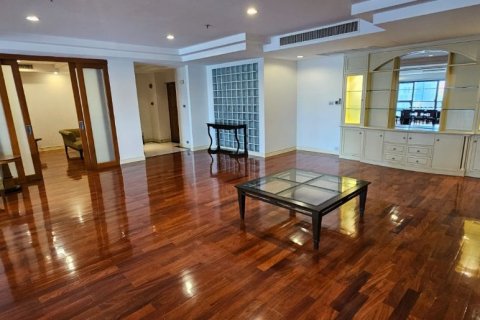 Кондоминиум с 3 спальнями в Ваттхане, Бангкок, Таиланд № 123681 - фото 11