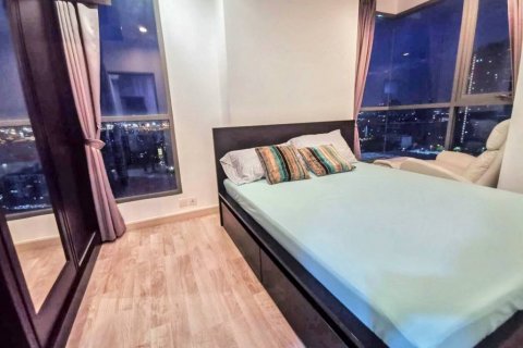 Кондоминиум с 2 спальнями в Бангкоке, Таиланд № 116017 - фото 8