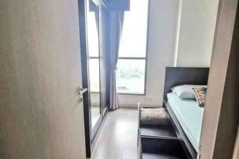 Кондоминиум с 2 спальнями в Бангкоке, Таиланд № 116017 - фото 5