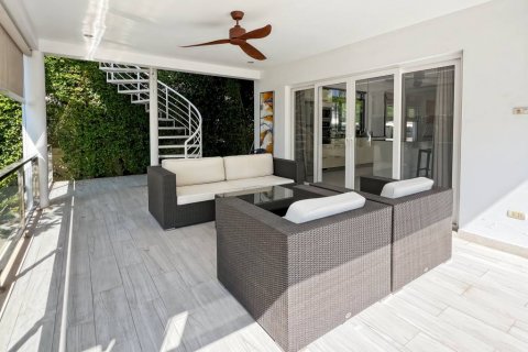 Villa in Hua Hin, Thailand 3 bedrooms № 116014 - photo 10