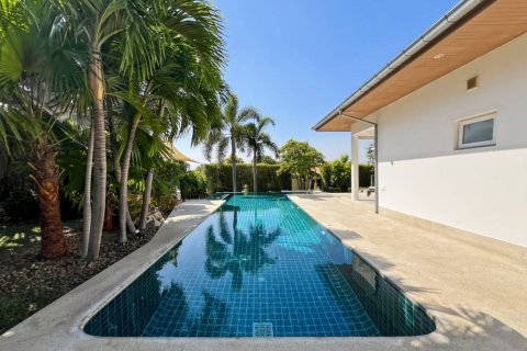 Villa in Hua Hin, Thailand 3 bedrooms № 116014 - photo 5