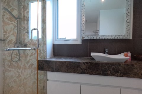 Квартира в Паттайе, Таиланд с 2 комнатами  № 130407 - фото 9