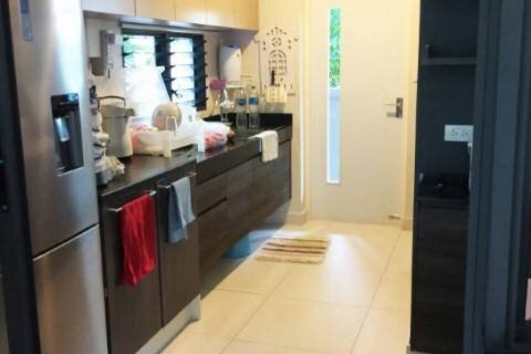 House in Bangkok, Thailand 4 bedrooms № 105234 - photo 7