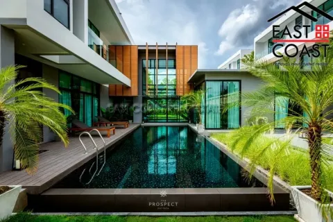 Casa de 3 dormitorios en Pattaya, Tailandia № 213863 - foto 2