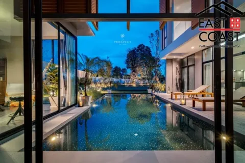 Casa de 3 dormitorios en Pattaya, Tailandia № 213863 - foto 3