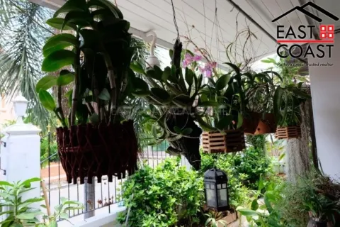 Casa de 3 dormitorios en Pattaya, Tailandia № 213859 - foto 3