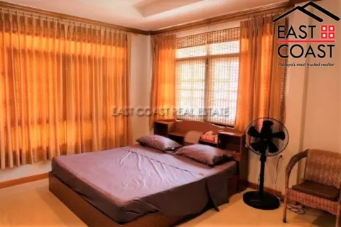 Casa de 3 dormitorios en Pattaya, Tailandia № 213859 - foto 6