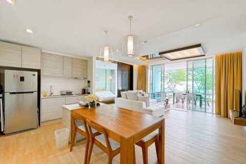 Condo in Hua Hin, Thailand, 2 bedrooms  № 124422 - photo 2