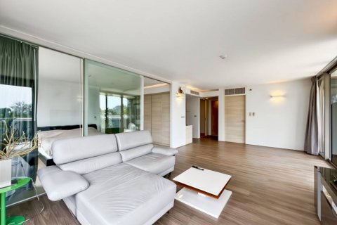 Condo in Hua Hin, Thailand, 3 bedrooms  № 124421 - photo 5