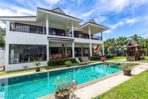 Вилла в Хуа Хине, Таиланд с 3 спальнями № 126693 - фото 1