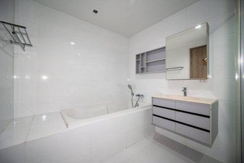 Condo in Bangkok, Thailand, 1 bedroom  № 126694 - photo 8