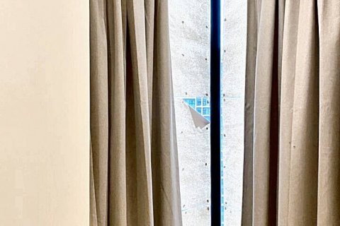 Кондоминиум с 2 спальнями в Дин Даенге, Бангкок, Таиланд № 104599 - фото 6