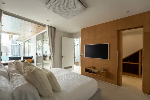 Villa in Phuket, Thailand 3 bedrooms № 107405 - photo 5