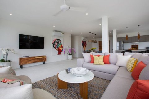 Villa in Ko Samui, Thailand 8 bedrooms № 132391 - photo 9
