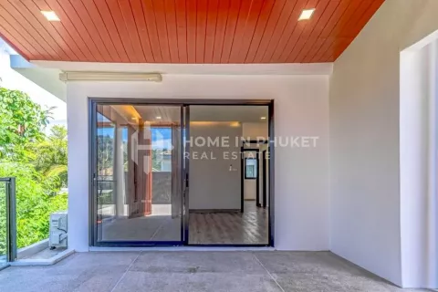 House in Phuket, Thailand 4 bedrooms № 131285 - photo 14