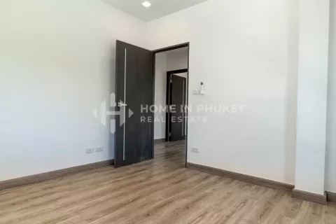 House in Phuket, Thailand 4 bedrooms № 131285 - photo 19