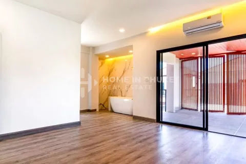 House in Phuket, Thailand 4 bedrooms № 131285 - photo 12