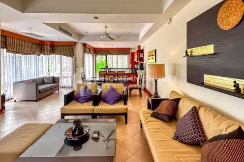 House in Phuket, Thailand 3 bedrooms № 131284 - photo 2